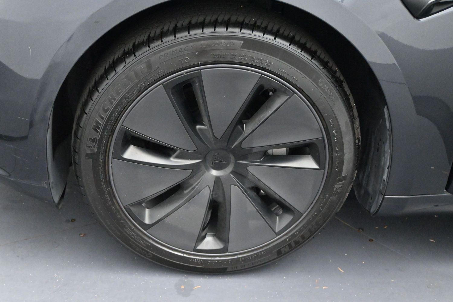 Used 2025 Black Tesla Long Range image 33