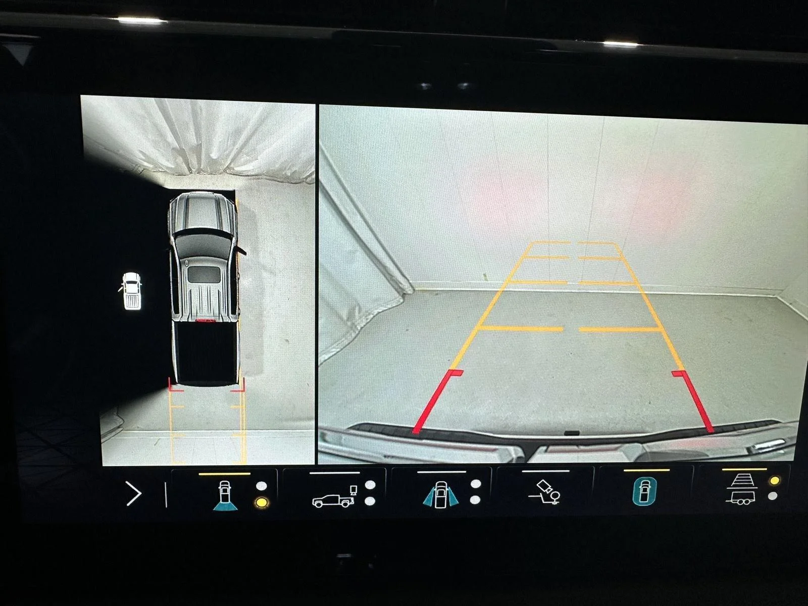 Used 2023 SUMMIT WHITE GMC AT4 image 13