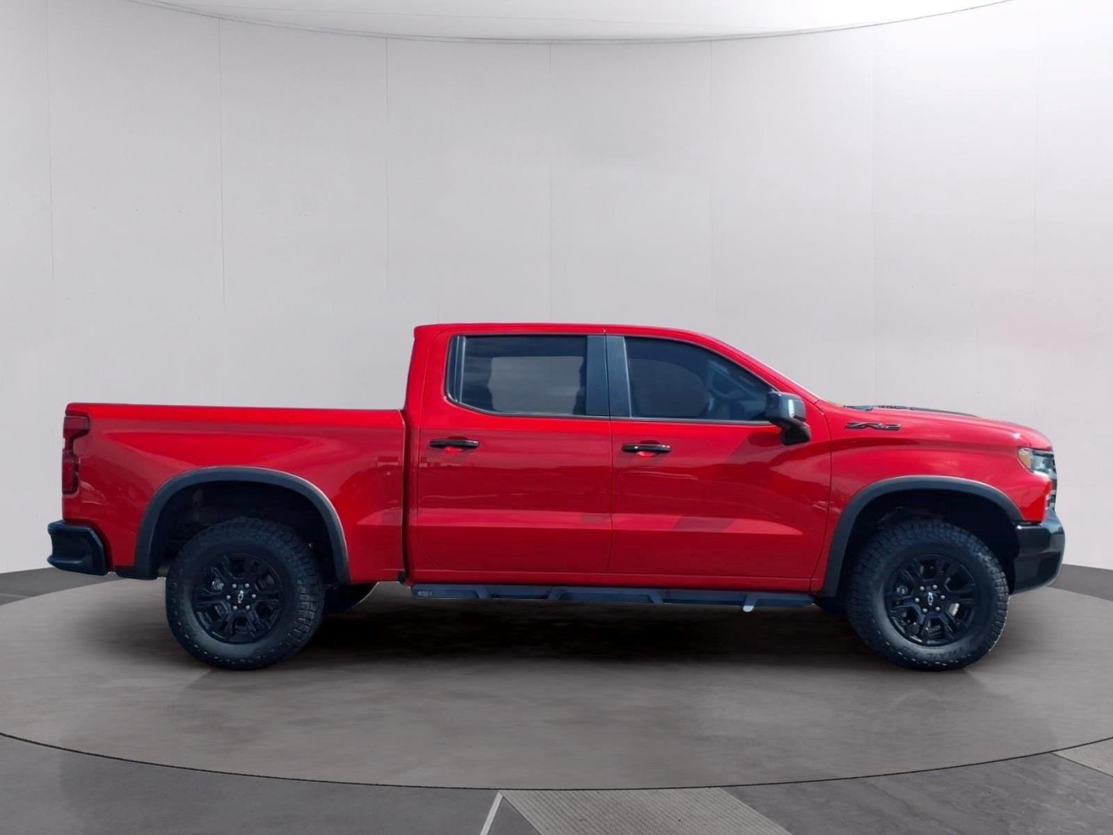 Used 2023 Red Hot Chevrolet ZR2 image 6