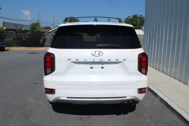 Used 2021 Hyper White Hyundai Limited image 18