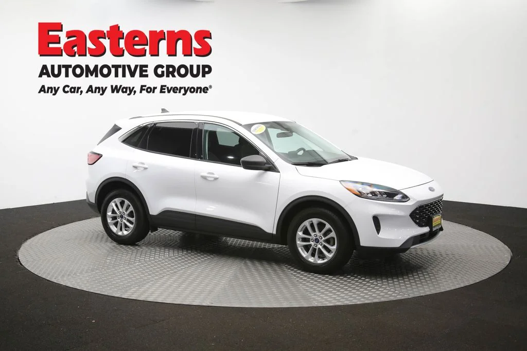 Used 2022 White Ford SE image 47