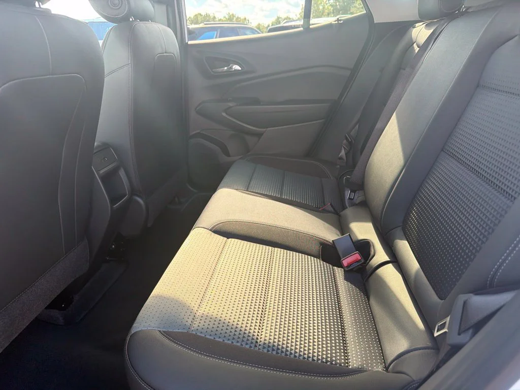 New 2026 Summit White Chevrolet LT image 32