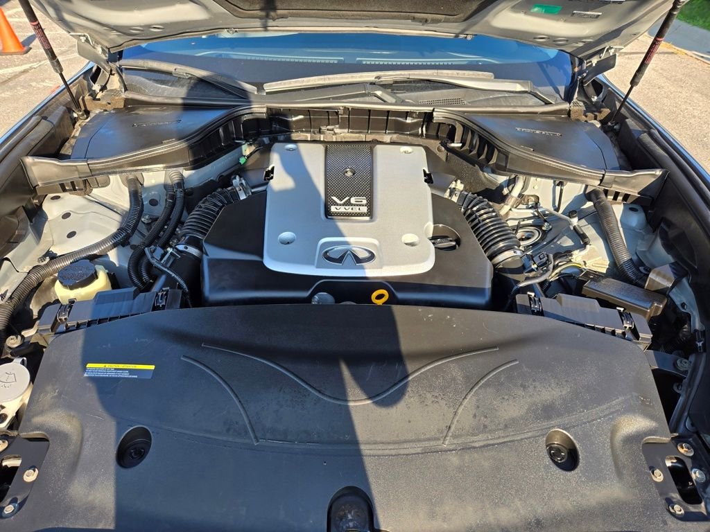Used 2016 Gray INFINITI 3.7X image 29