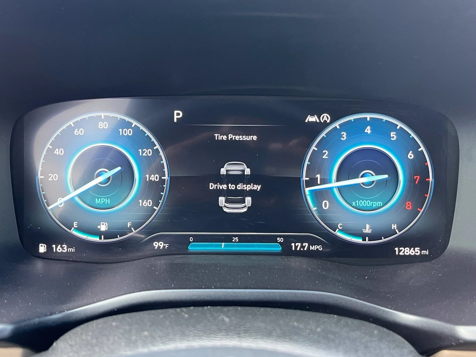 Used 2023 Black Hyundai SEL image 13