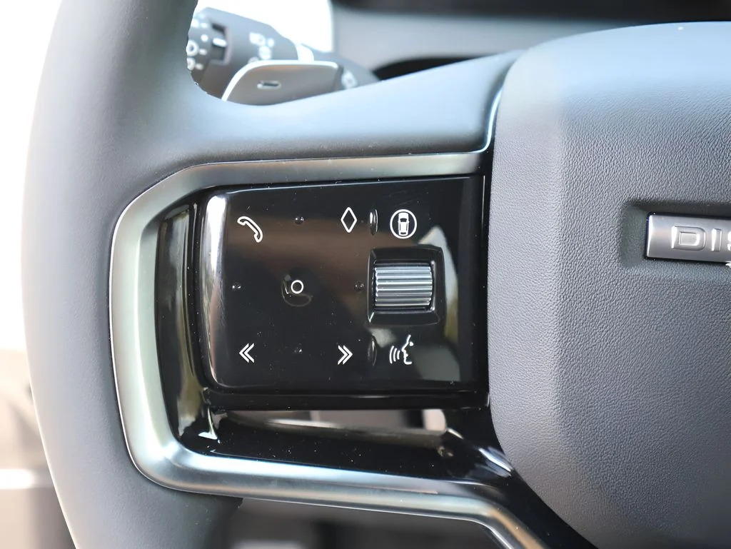 New 2026 Fuji White Land Rover Landmark image 30