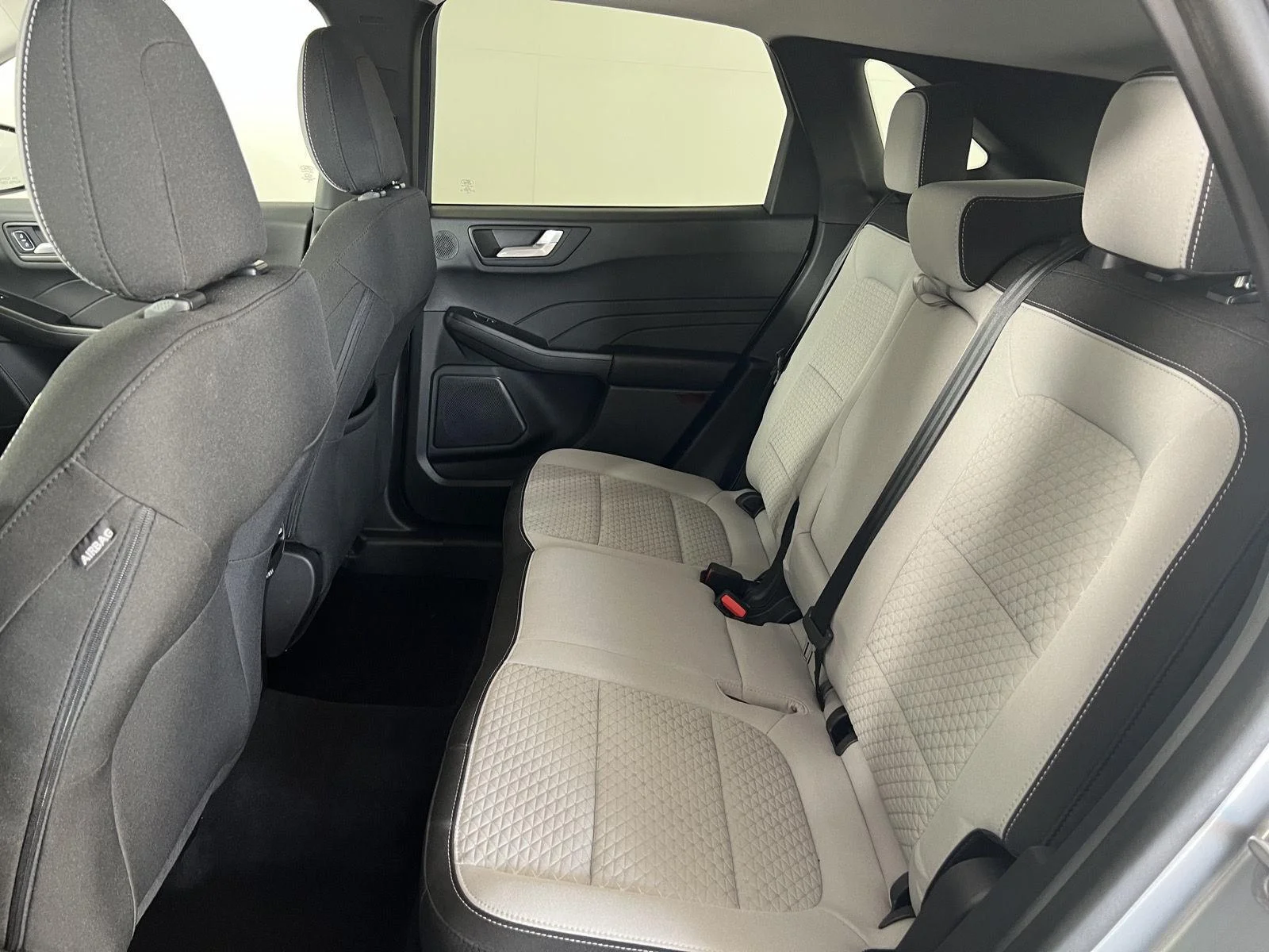 Used 2023 Gy Ford Active image 19