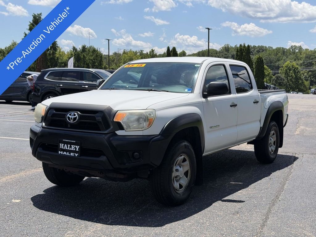 Used 2012 White Toyota Base image 22
