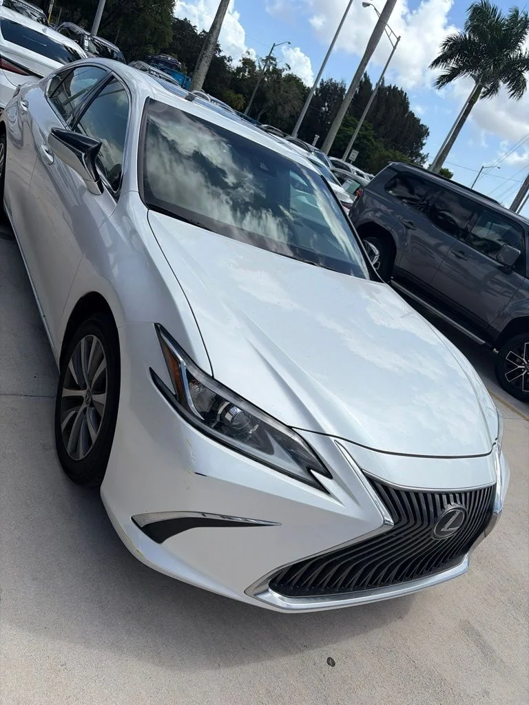 2019 Lexus ES ES 350 FWD photo