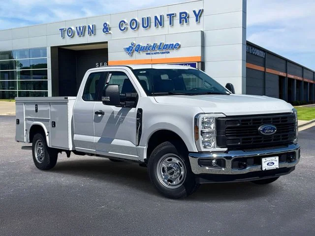 New 2026 White Ford XL image 1