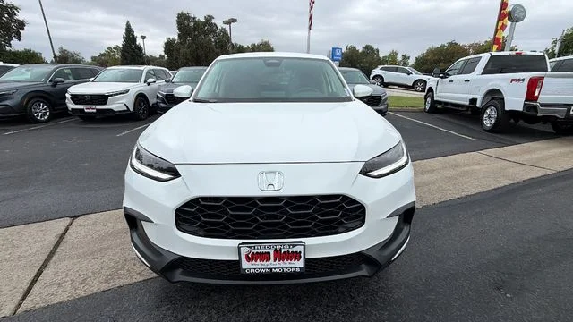 New 2027 Platinum White Pearl Honda LX image 8