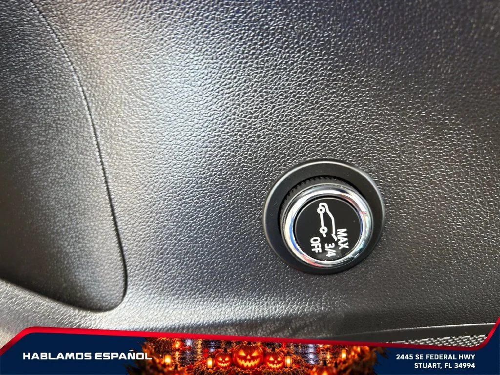 Used 2022 CINNABAR METALLIC Buick Essence image 14