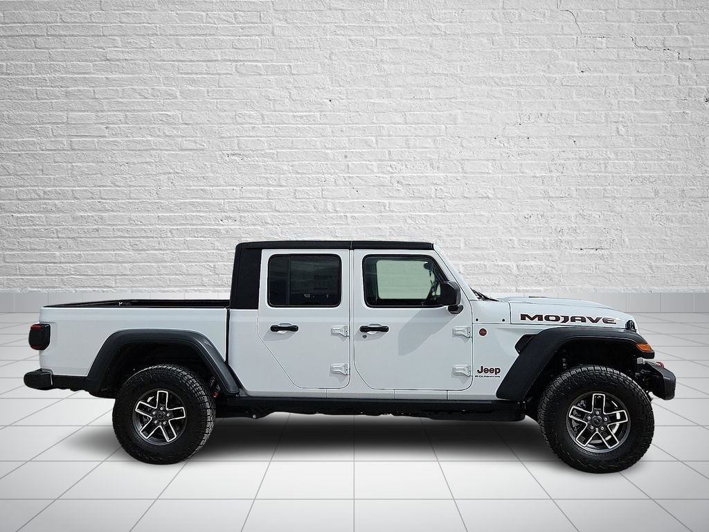 New 2026 Bright White Clearcoat Jeep Mojave image 5