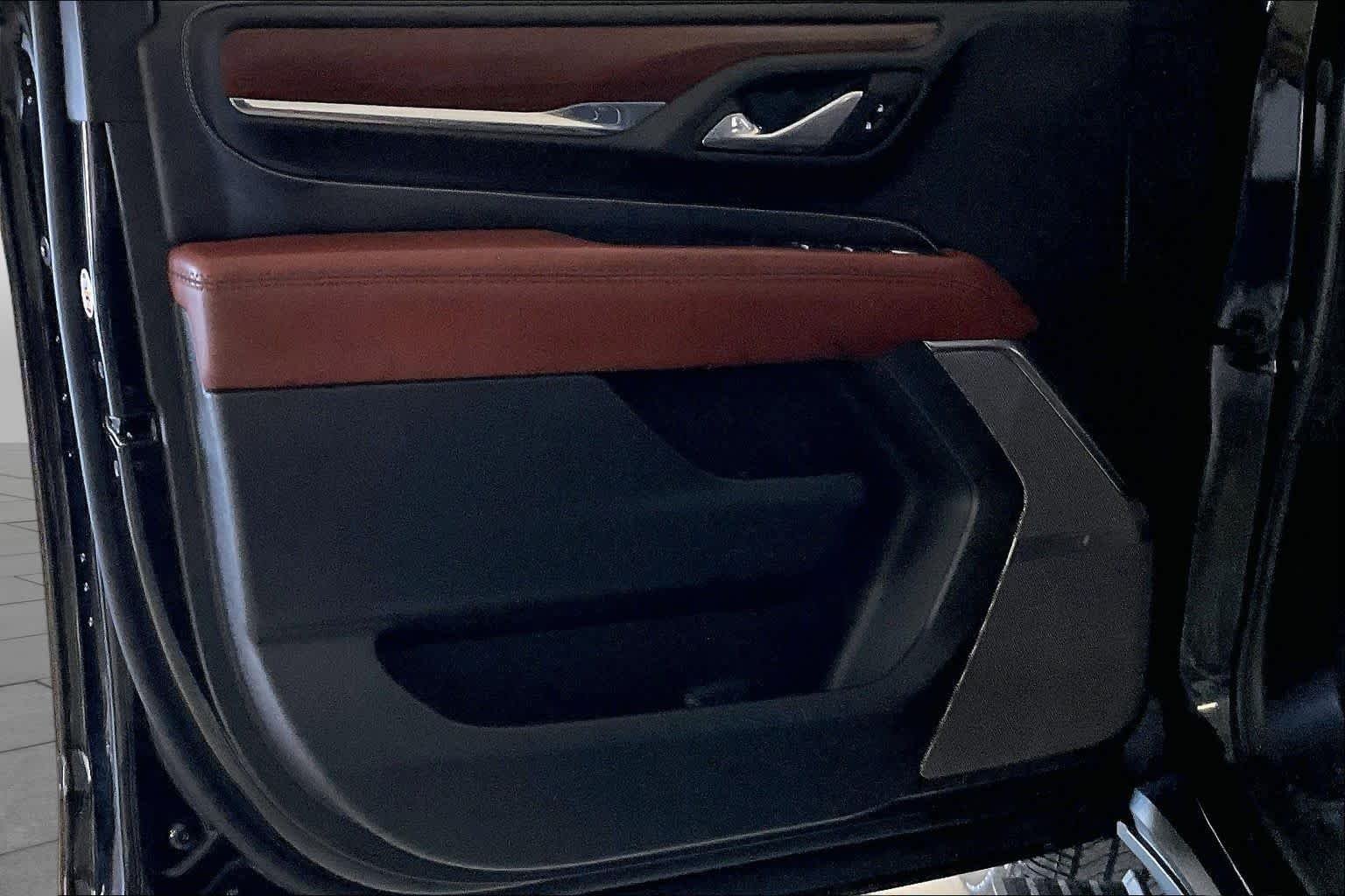 Used 2023 Onyx Black GMC Denali Ultimate image 19