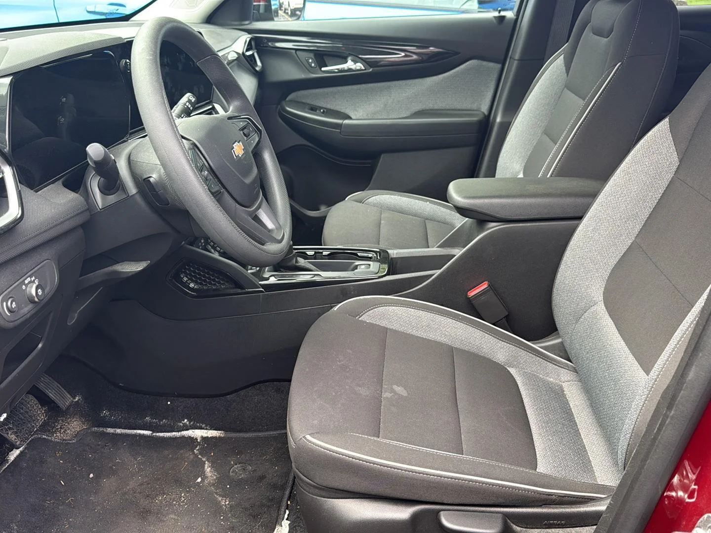 Used 2024 Crimson Metallic Chevrolet LT image 3