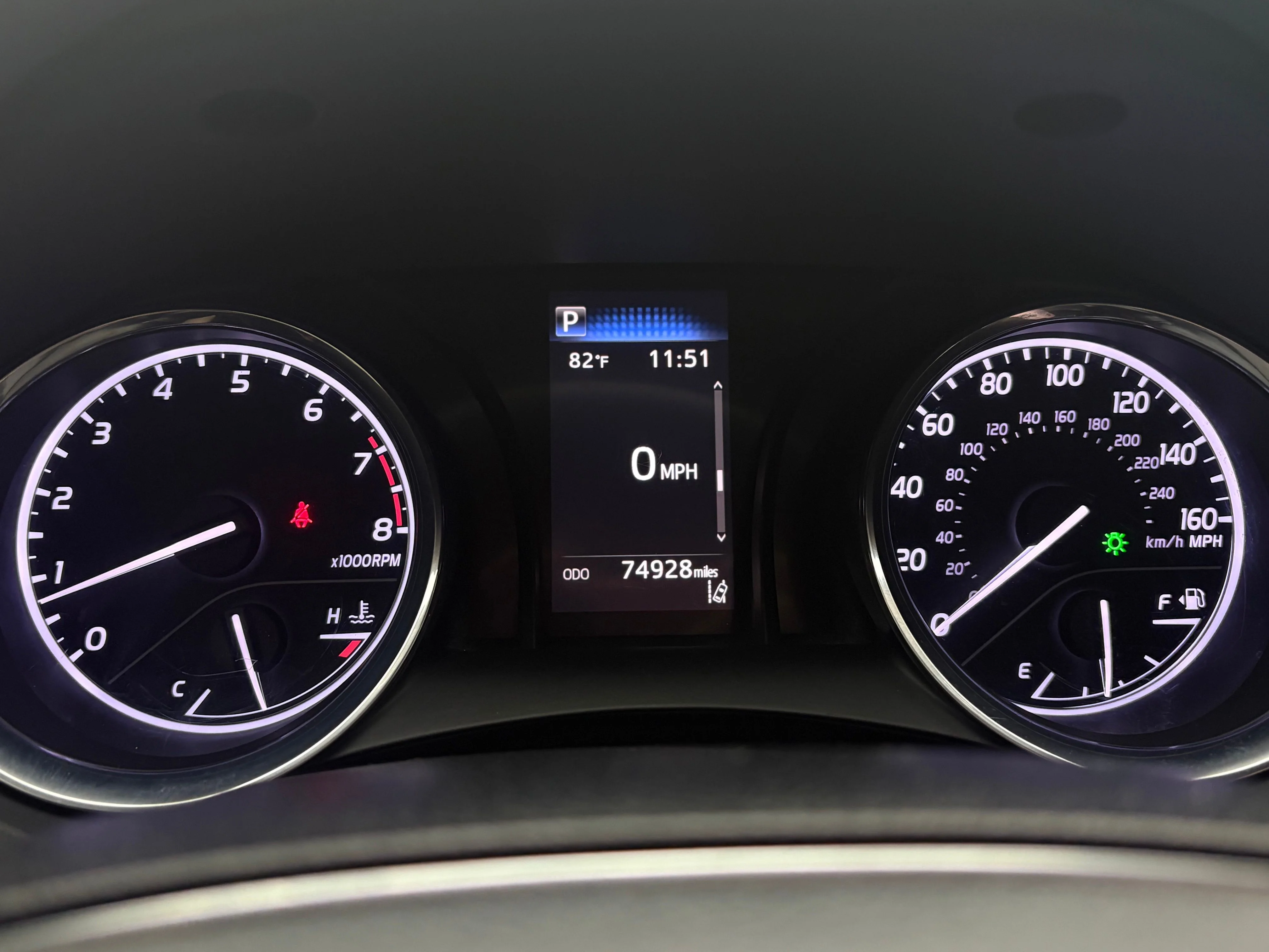 Used 2019 Celestial Silver Metallic Toyota SE image 19