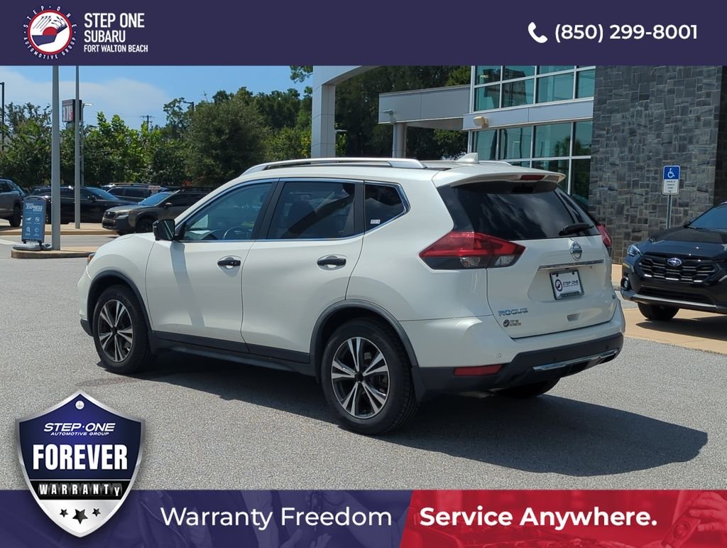 Used 2020 White Nissan SV image 5