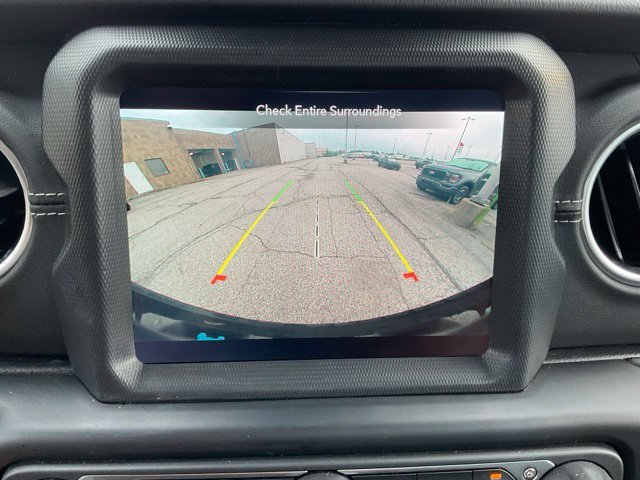 Certified Used 2022 Crystal Metallic Jeep Unlimited Sahara 4xe image 36