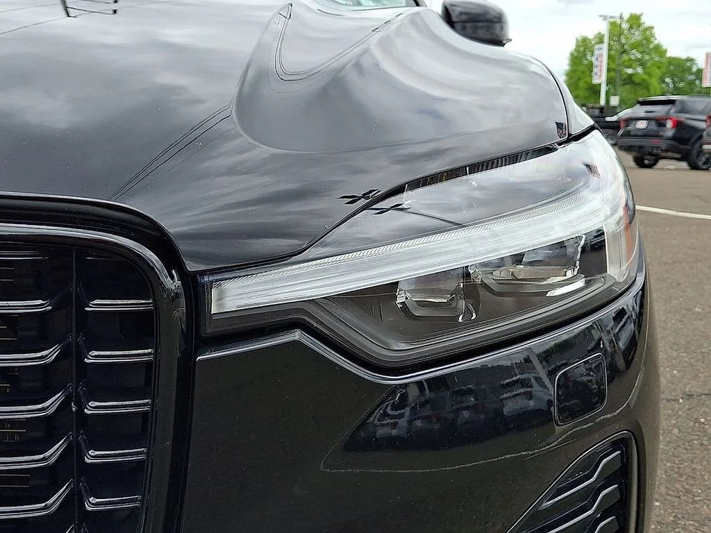2023 Volvo XC60 Ultimate - Photo 8