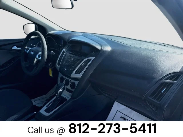 Used 2013 Blue Ford SE image 25