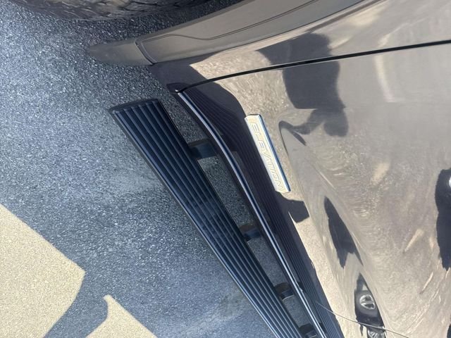Used 2022 Titanium GMC Elevation image 15