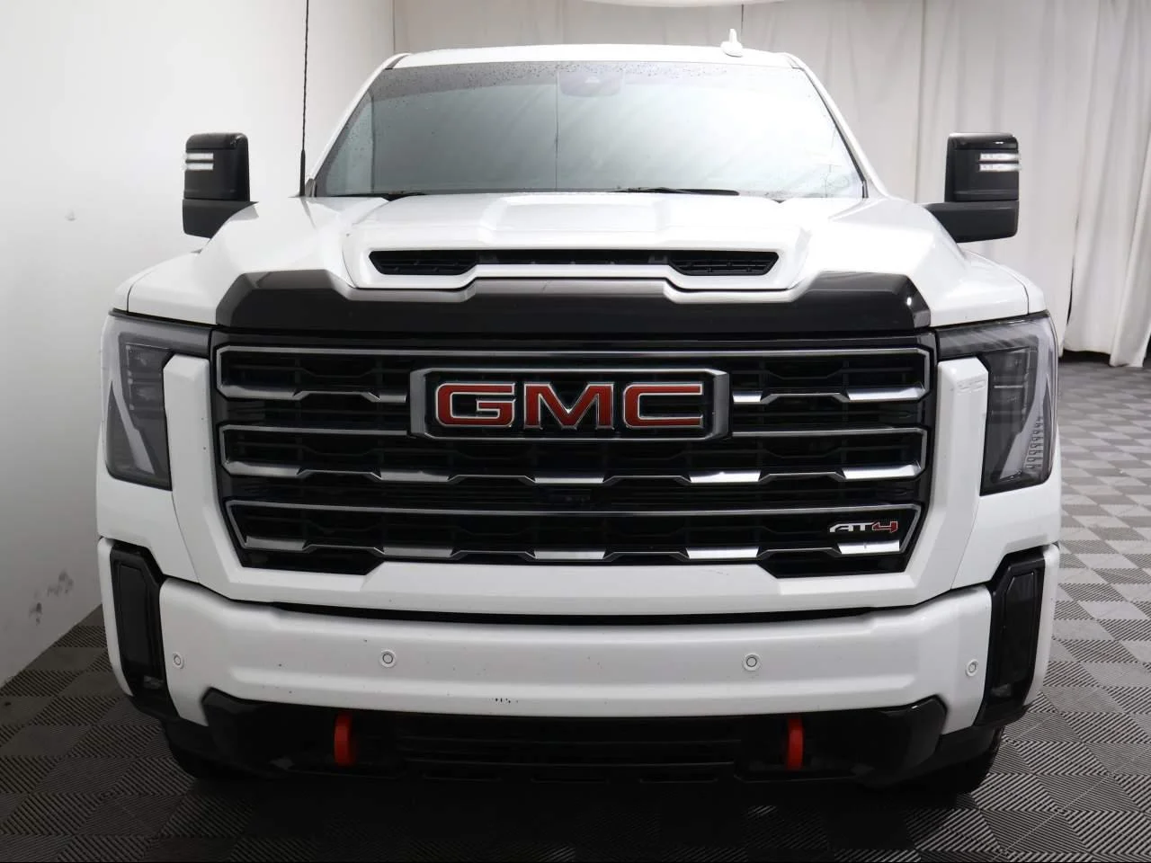 Used 2025 Summit White GMC AT4 image 3