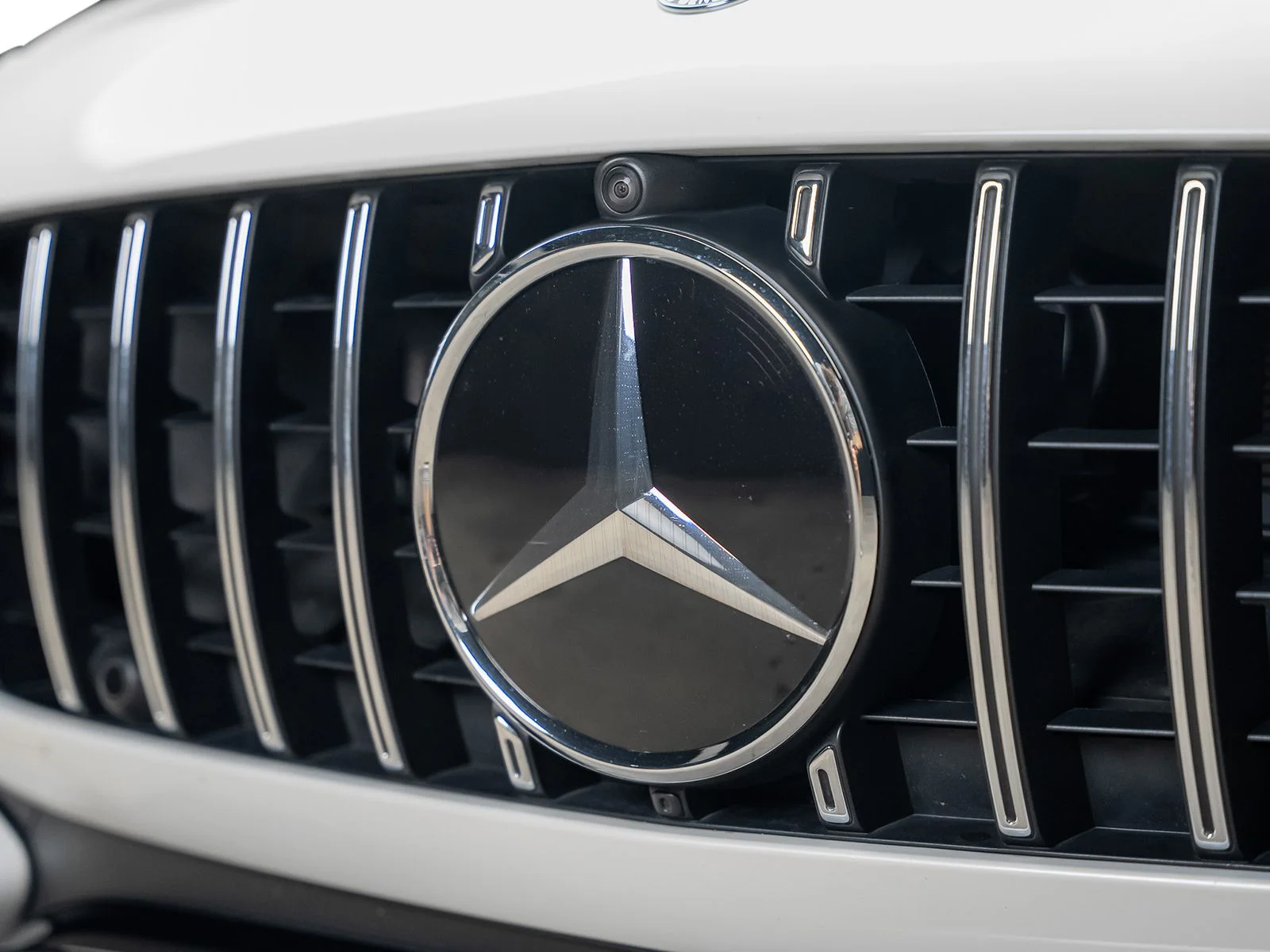 Used 2020 White Mercedes-Benz Base image 11