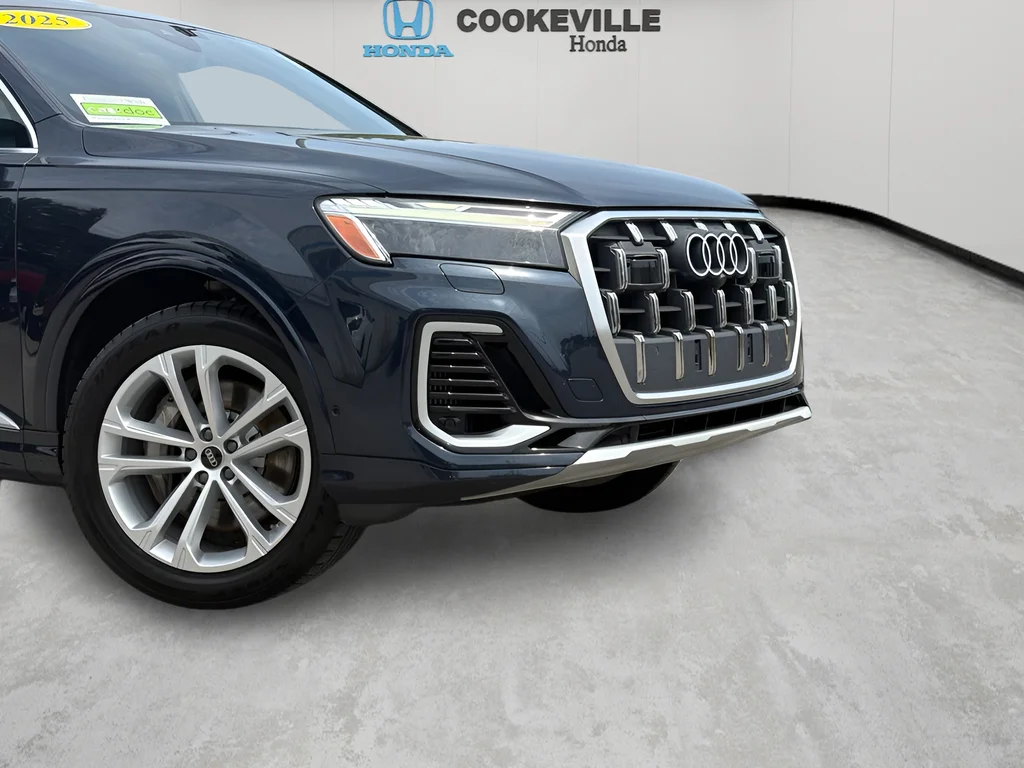 Used 2025 Waitomo Blue Metallic Audi 55 Premium Plus image 3