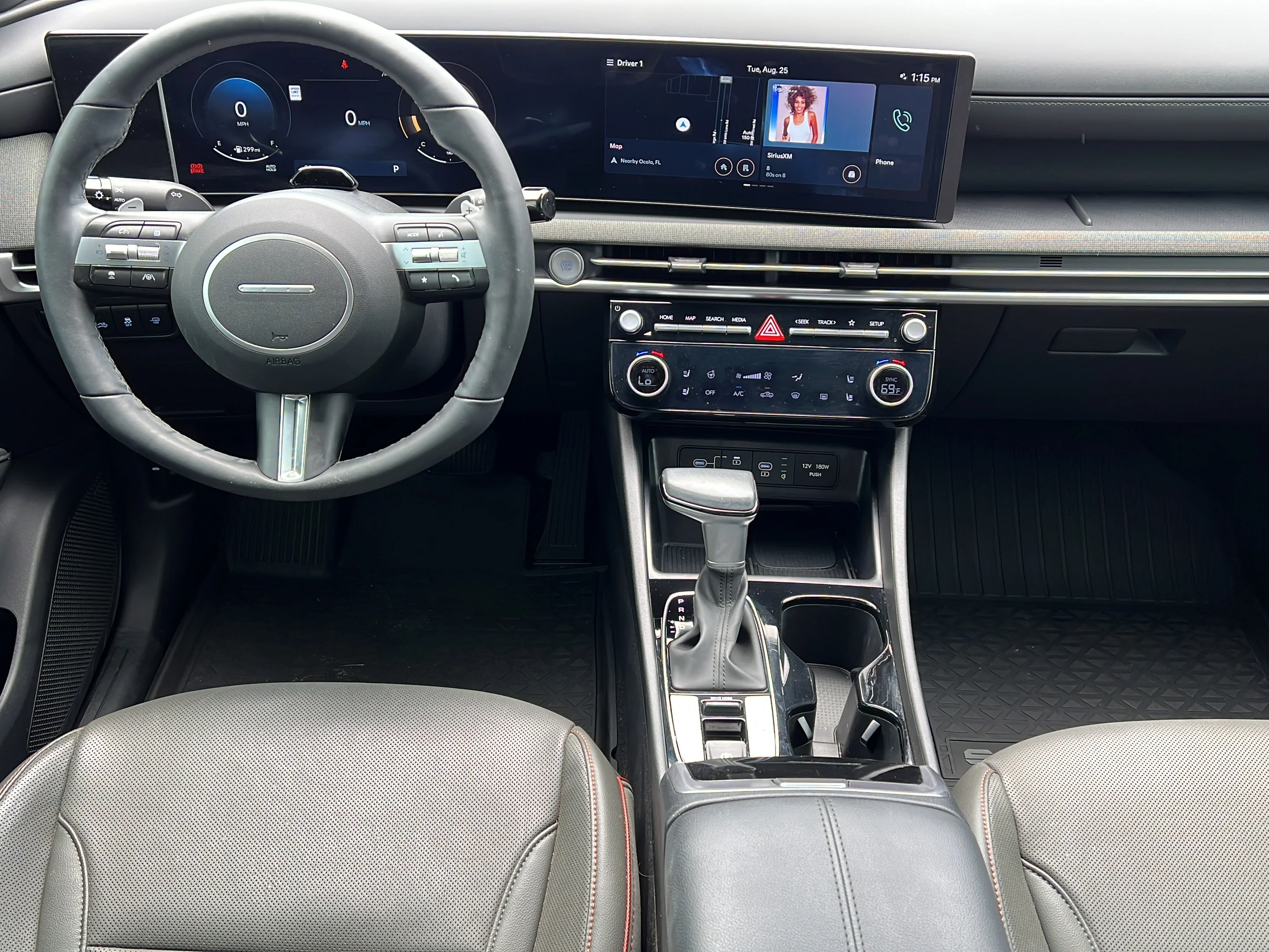 Used 2025 Sage Gray Hyundai Limited image 14