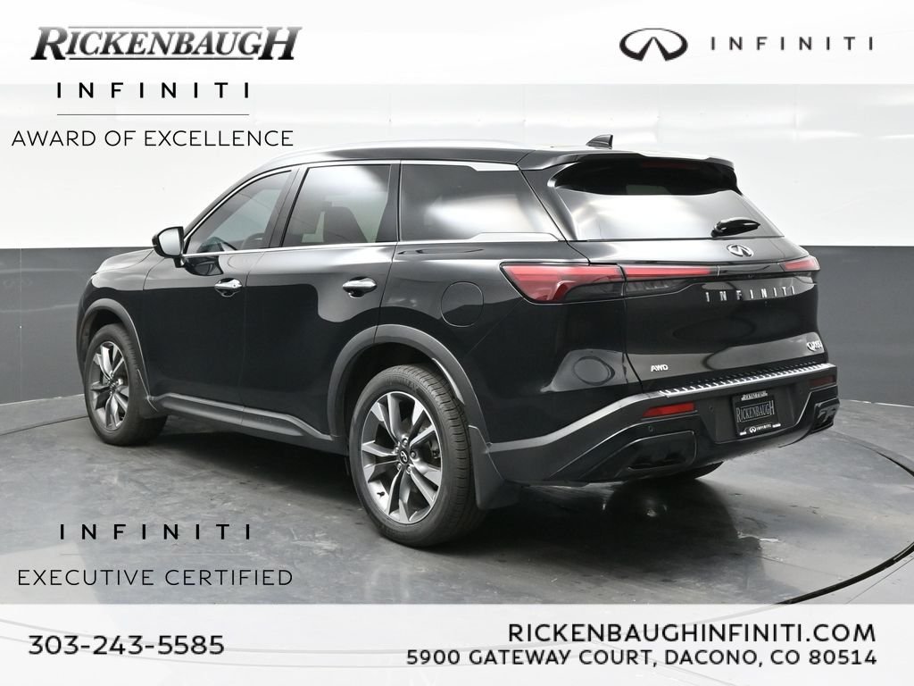 Certified Used 2023 Black INFINITI LUXE image 4