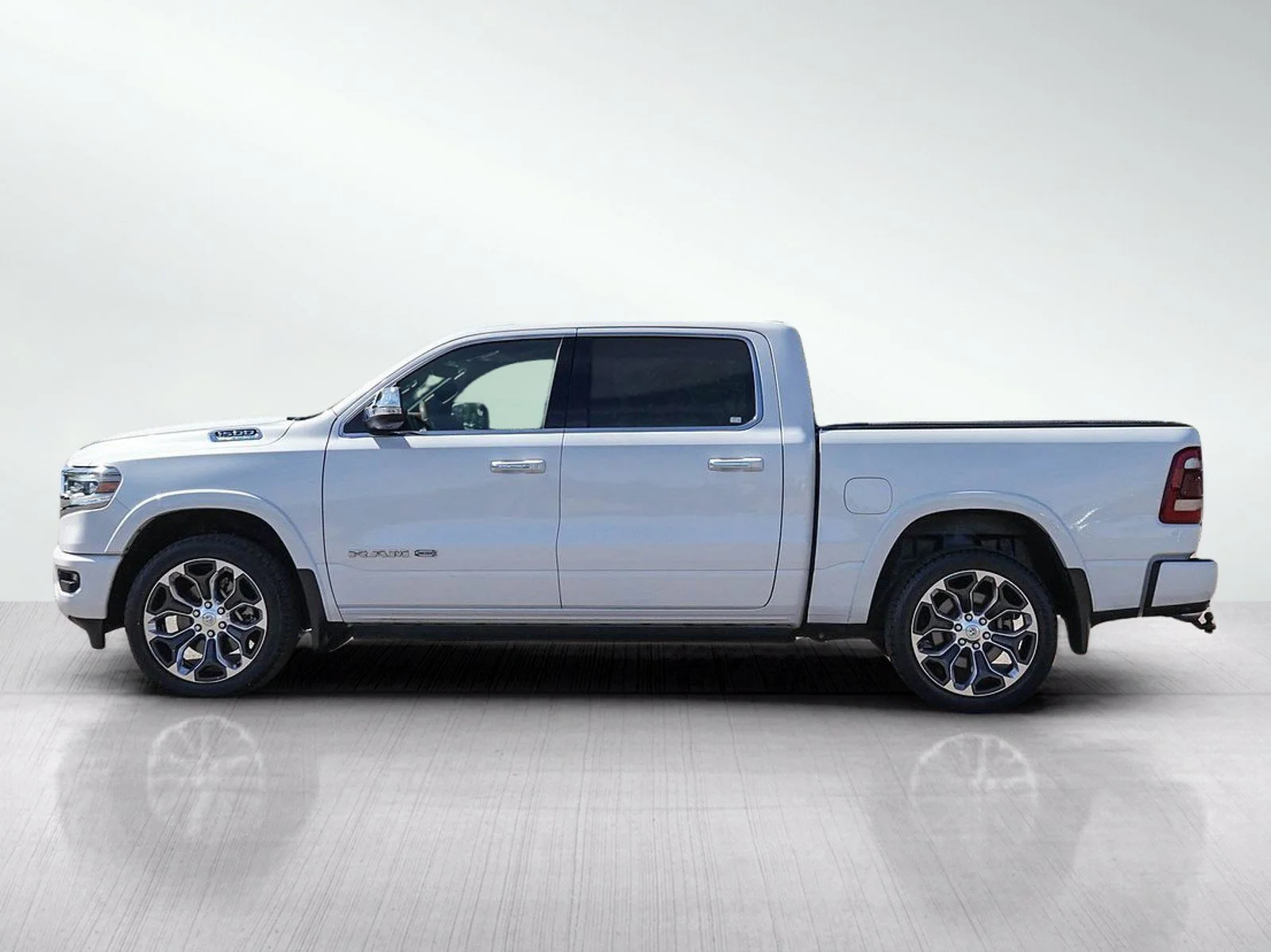 Used 2021 Ivory White Tri-Coat Pearlcoat Ram Limited image 2