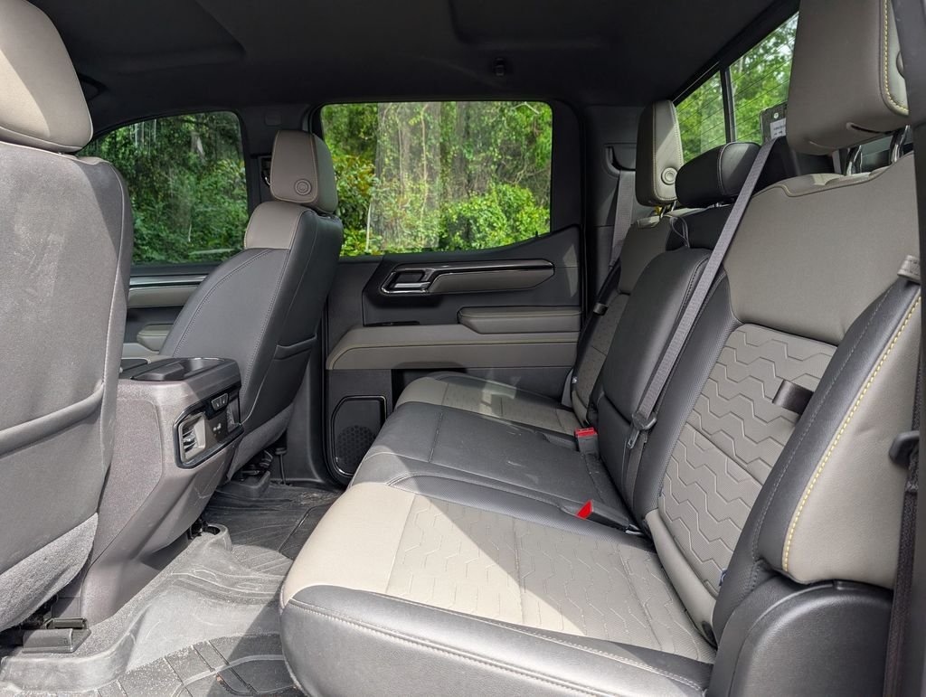 Used 2024 Black Chevrolet ZR2 image 25
