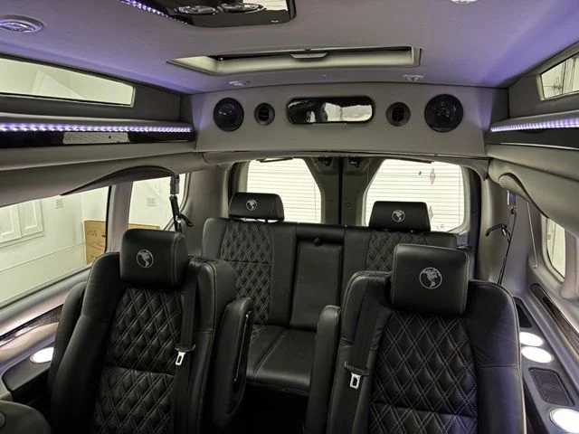Used 2025 Gray Metallic Ford Explorer Limited SE image 46