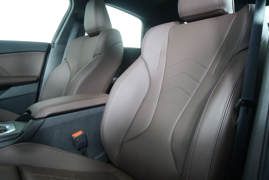 2025 BMW 2 Series M235 - Photo 10