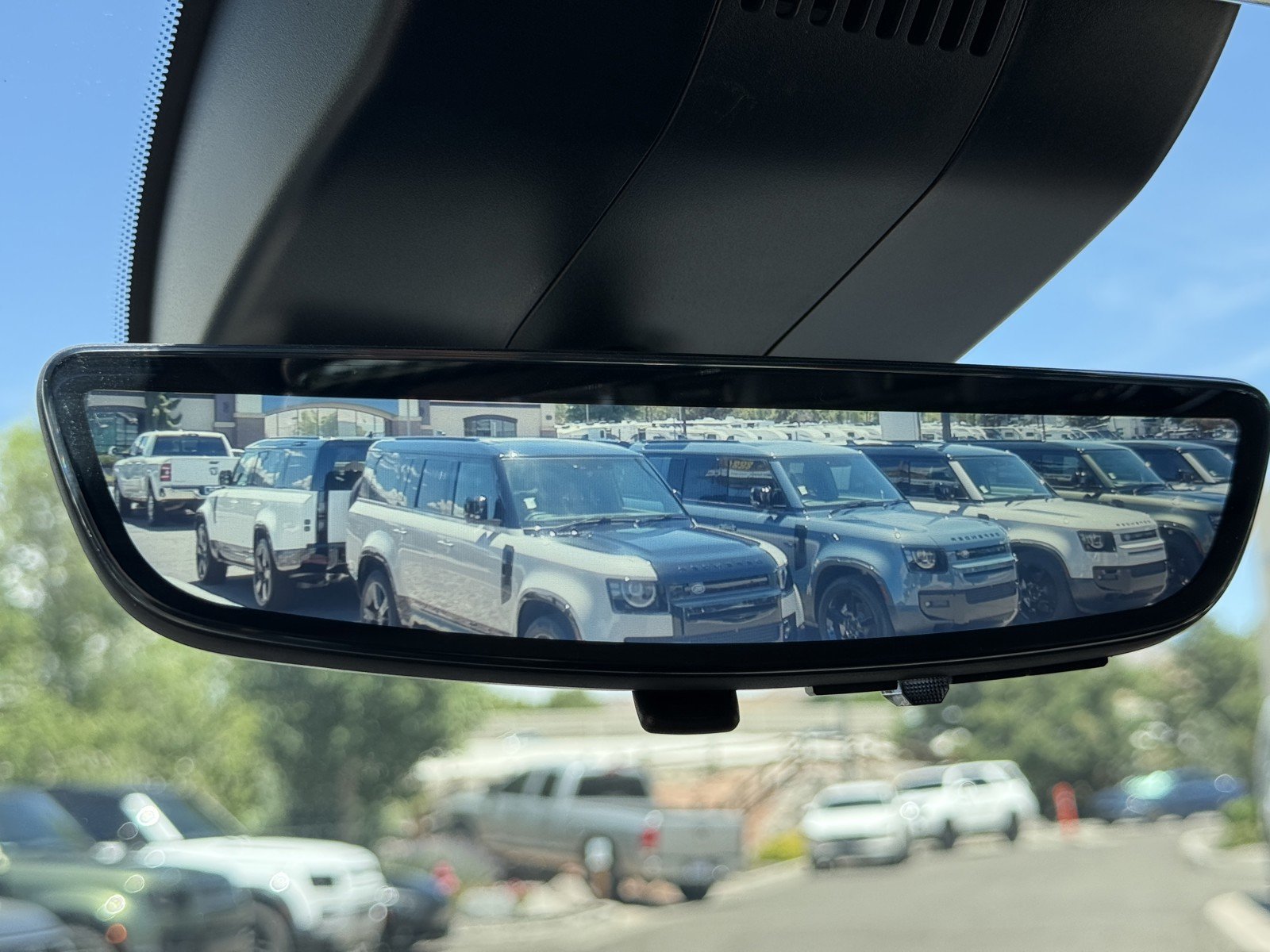 Used 2024 Blue Chevrolet ZR2 image 20