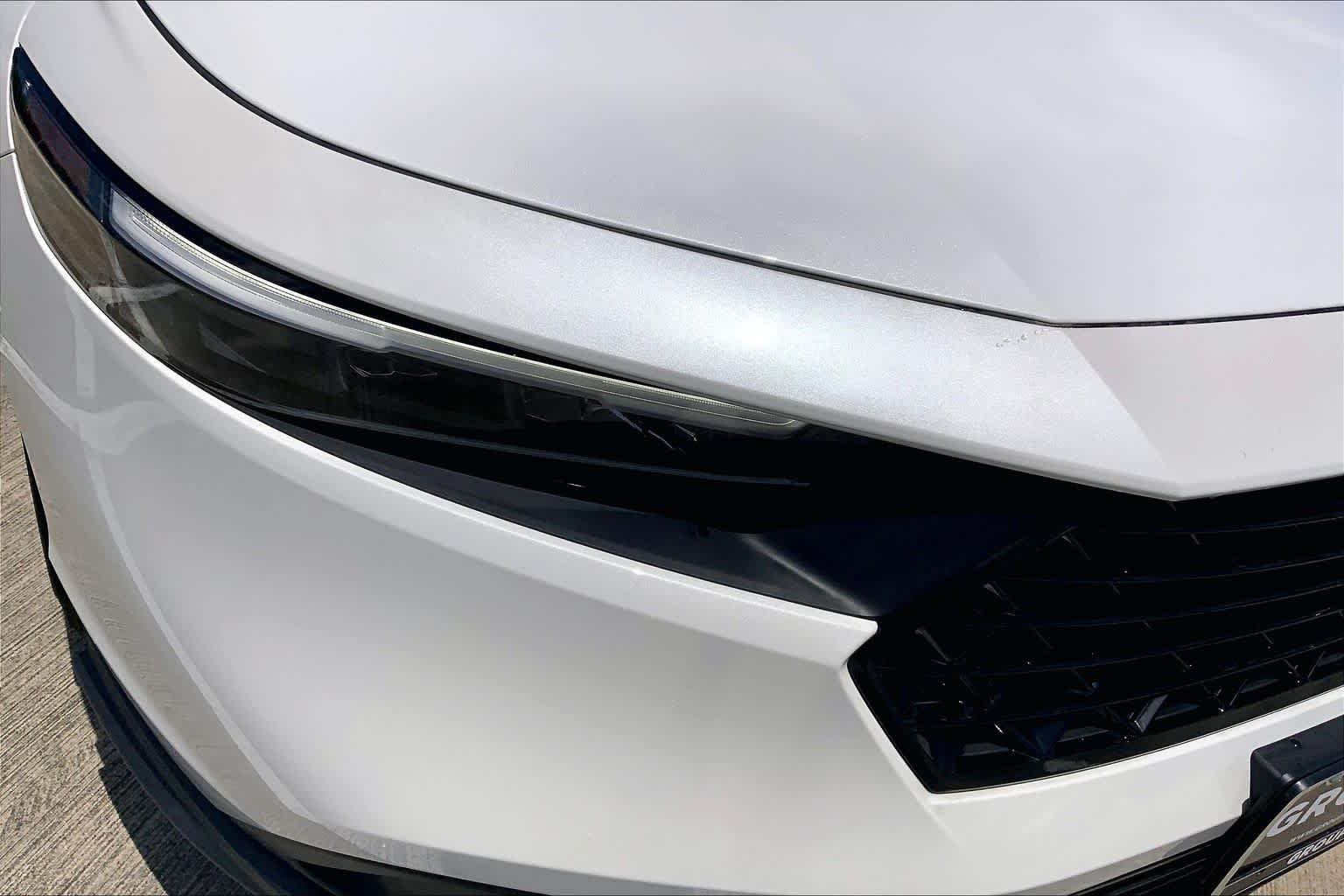 New 2026 Platinum White Pearl Honda Sport Hybrid image 13