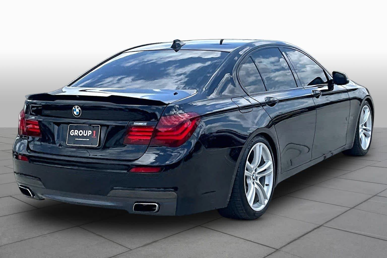 Used 2013 Black Sapphire Metallic BMW 740i image 11