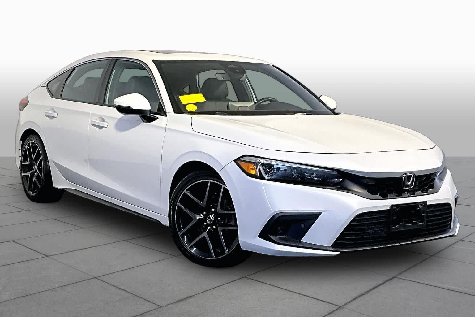 Used 2023 Platinum White Pearl Honda Sport Touring image 3