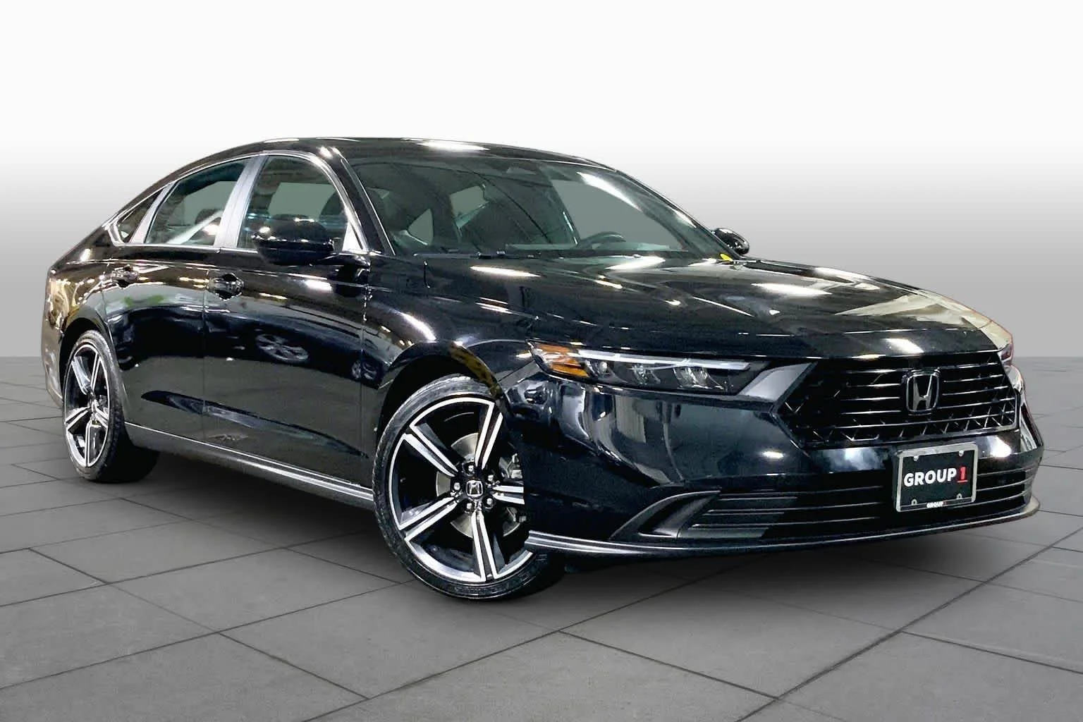 Used 2024 Crystal Black Pearl Honda Sport image 3