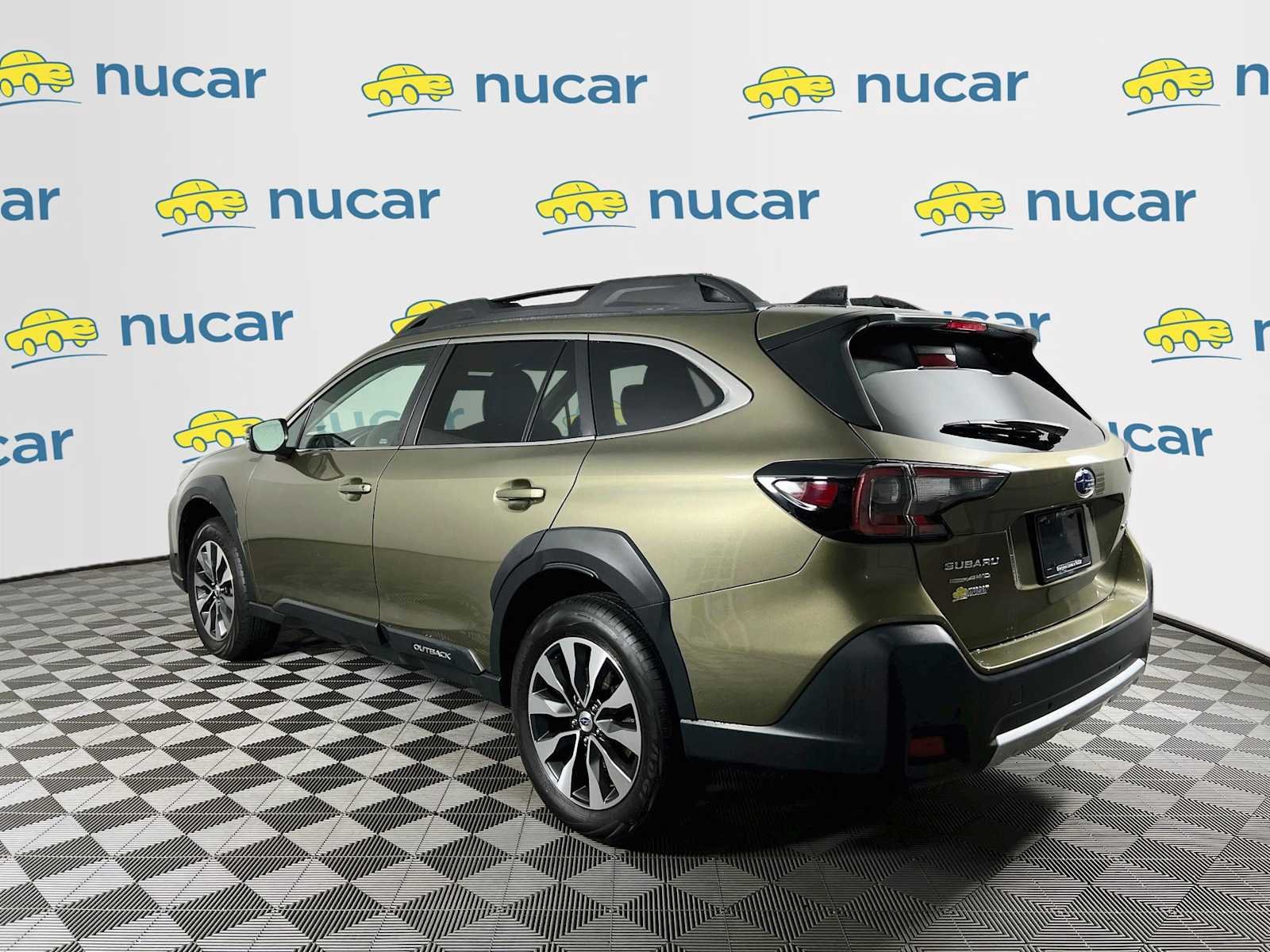 Used 2025 Autumn Green Metallic Subaru Limited image 5