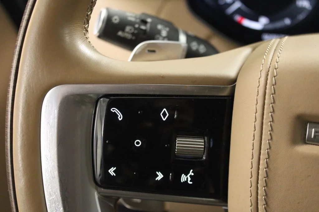 Certified Used 2023 White Land Rover SE image 20