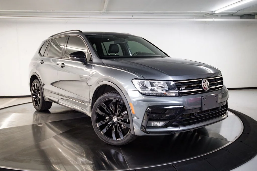 Used 2021 Gray Volkswagen 2.0T SE R-Line Black image 9