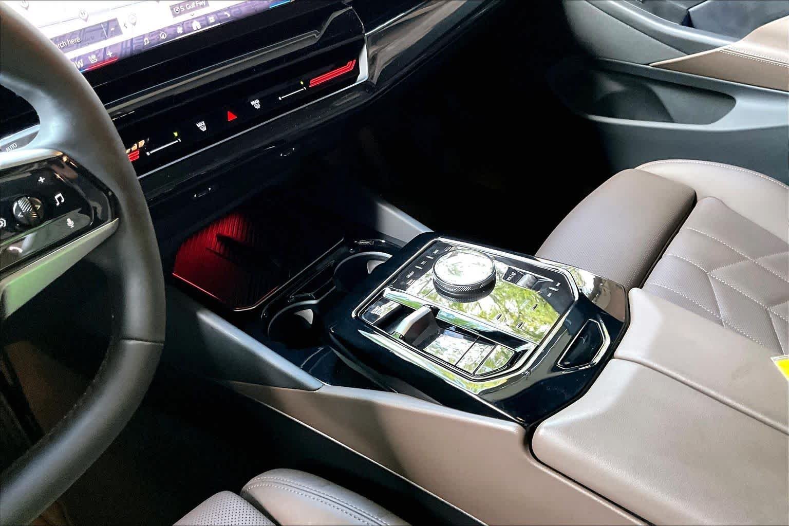 Used 2025 Phytonic Blue Metallic BMW 530i image 16