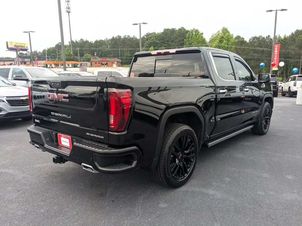 Used 2023 Onyx Black GMC Denali image 5