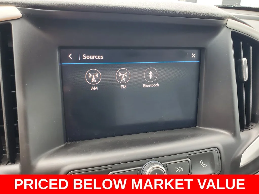 Used 2020 Gray GMC SLE image 14