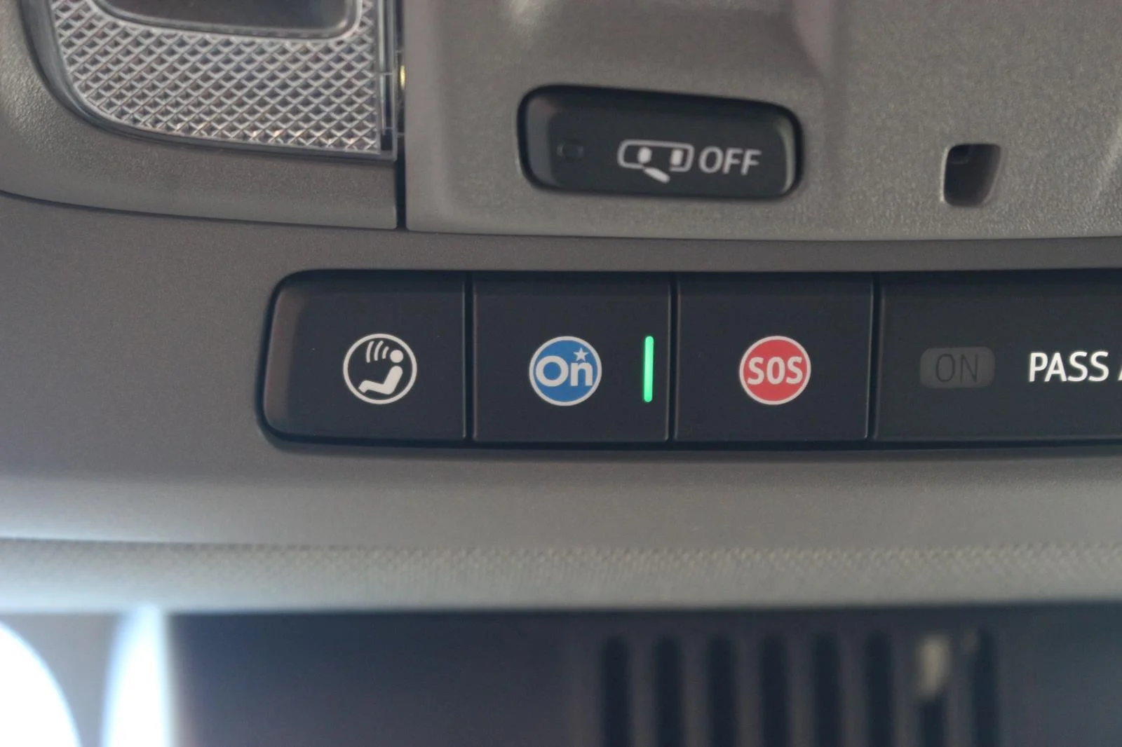 Used 2024 Summit White GMC Elevation image 32