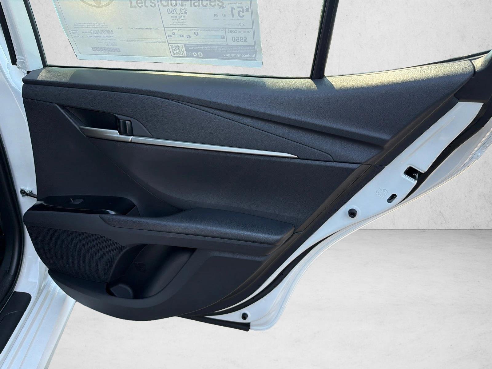 New 2026 Ice Cap Toyota LE image 16