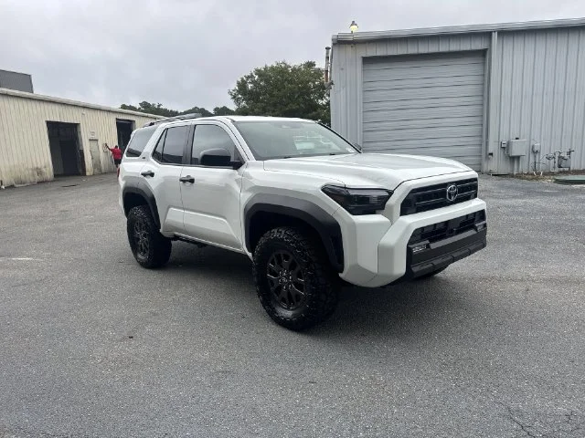 Used 2026 White Toyota SR5 image 3