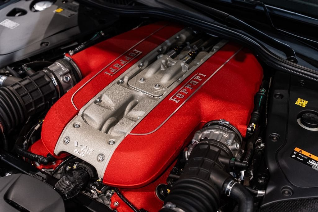 Certified Used 2023 Canna di Fucile Ferrari Base image 19