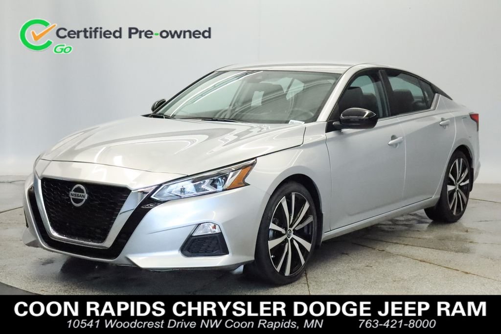 2022 Nissan Altima SR