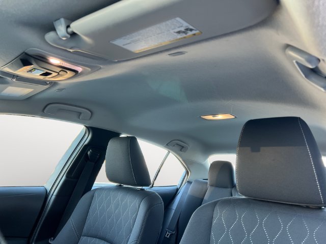 Used 2024  Toyota LE image 12